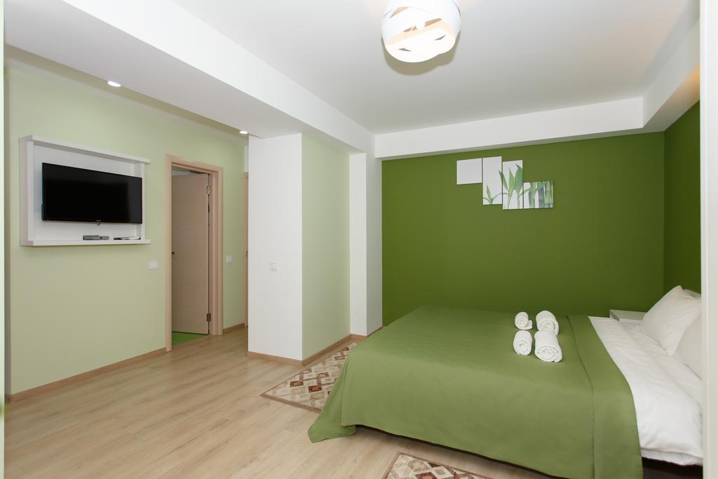Basseynaya Apart Hotel Kyiv Exterior photo